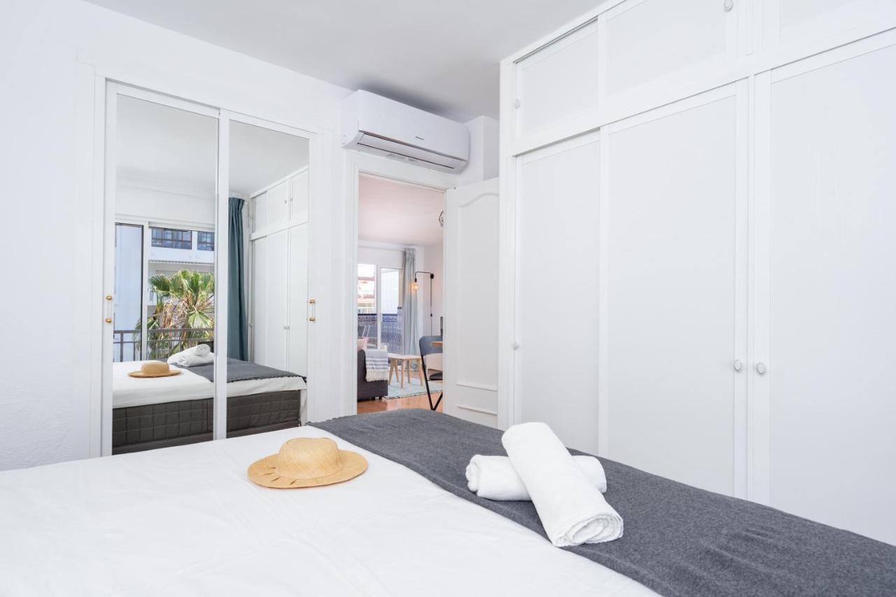 Beachfront Seaview Apartment In Los Boliches By Costarentals - Ref 141 ฟูเอนฮิโรลา ภายนอก รูปภาพ