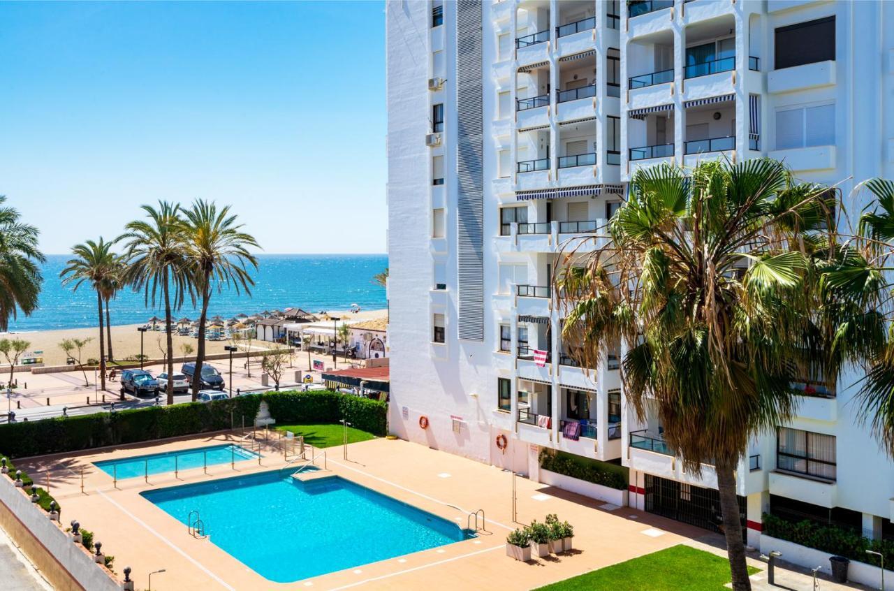 Beachfront Seaview Apartment In Los Boliches By Costarentals - Ref 141 ฟูเอนฮิโรลา ภายนอก รูปภาพ
